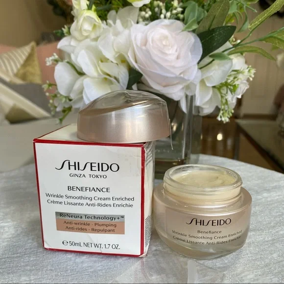 Shiseido Benefiance Wrinkle Smoothing Cream Moisturizer 50ml 1.7oz . - Picture 6 of 10
